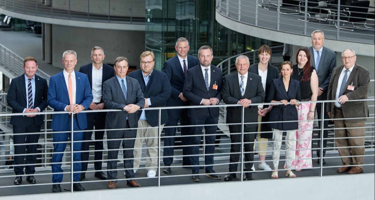 Delegationen der deutschen Minderheiten aus Polen und der Ukraine zu Gesprächen in Berlin Delegationen der deutschen Minderheiten aus Polen und der Ukraine zu Gesprächen in Berlin